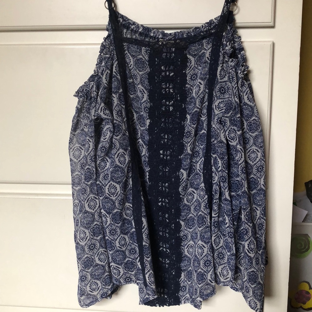 Off the shoulder, long sleeve flowy top